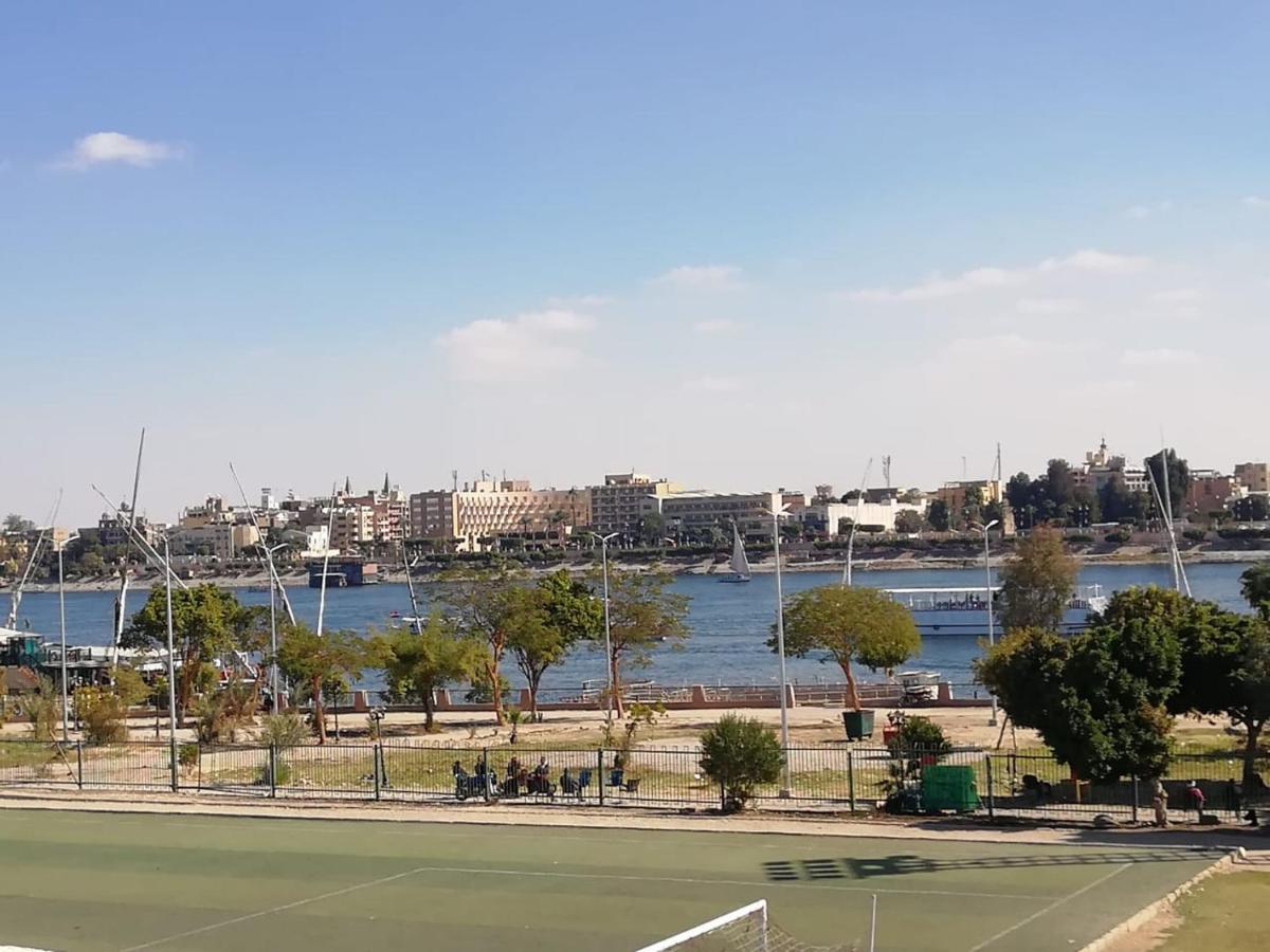 Nile Roof Hotel& Restaurant Luxor Eksteriør billede